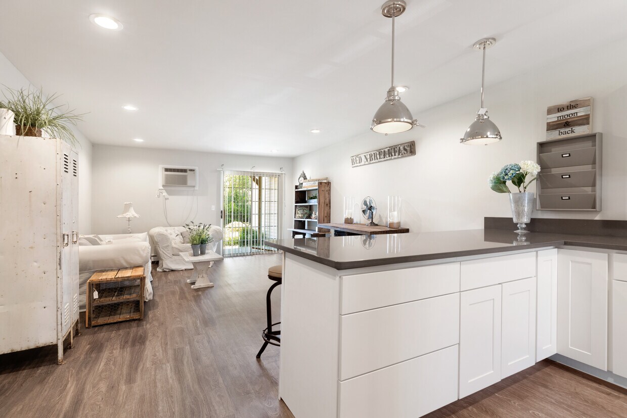 Fairfield Townhouses at Holtsville 2 Victorian Ct Holtsville, NY