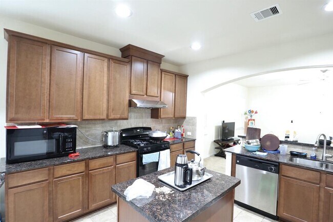 Building Photo - 14246 Playa Bend Ln