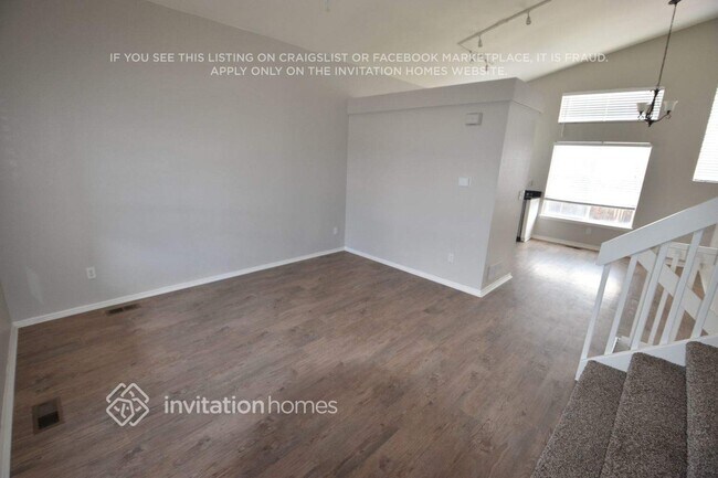 Foto del edificio - 8665 Rosebud Pl