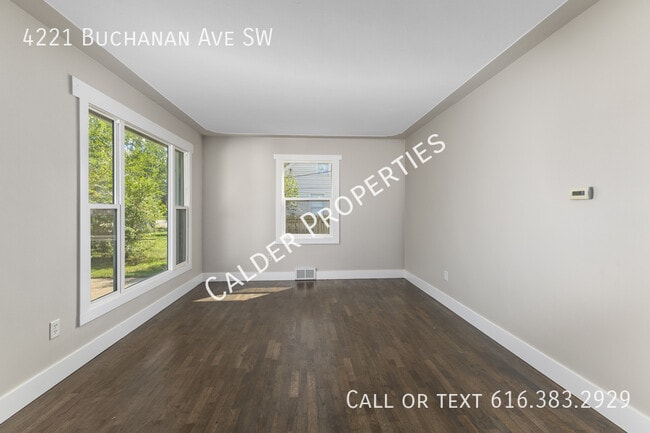 Building Photo - 4221 Buchanan Ave SW