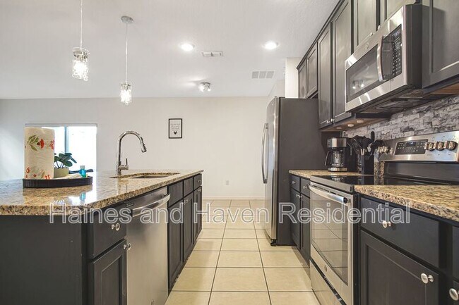 Building Photo - 441 Sardinia Cir