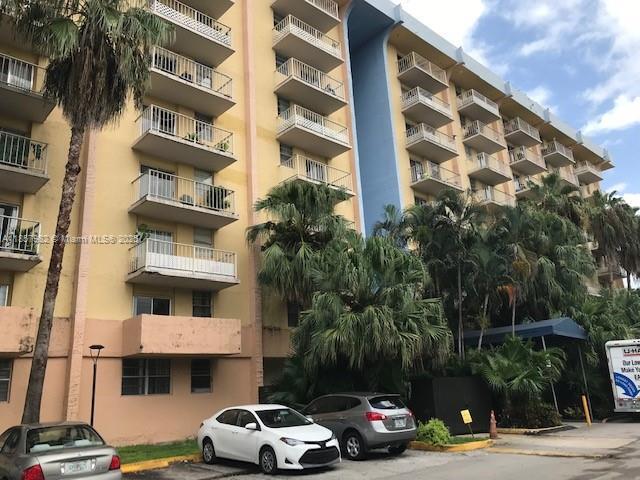 Foto principal - 801 NW 47th Ave