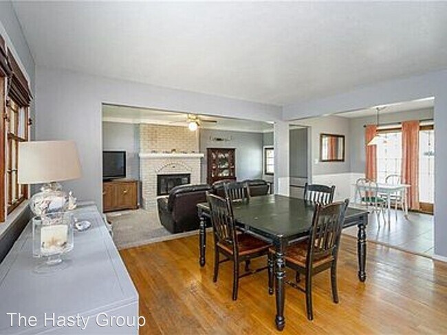 Building Photo - 3 br, 2 bath House - 15402 E 37th Terrace S