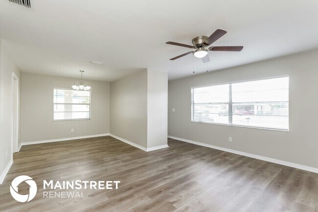 Foto del edificio - 7113 N 50th St