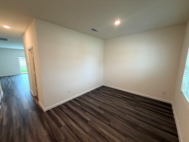 Building Photo - 31114 Gayle Prairie Oaks St