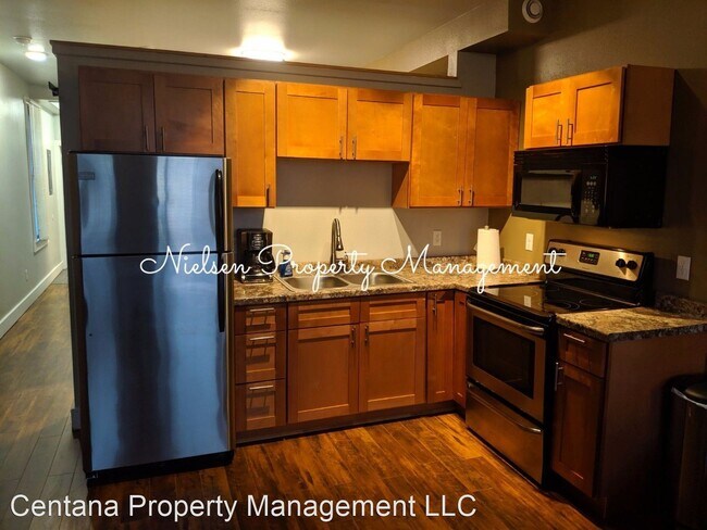Building Photo - 668 S Montana St
