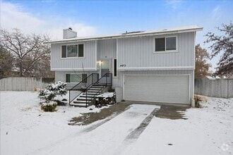 Building Photo - 4973 Chukar Dr
