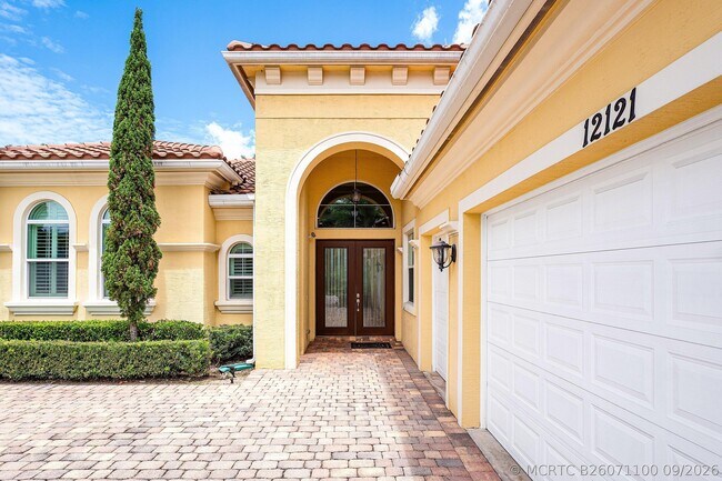 Building Photo - 12121 Sunnydale Dr