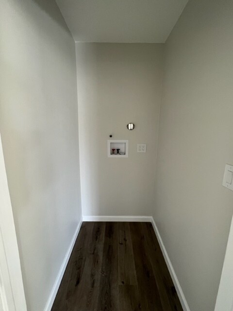 Building Photo - 537 Penn St