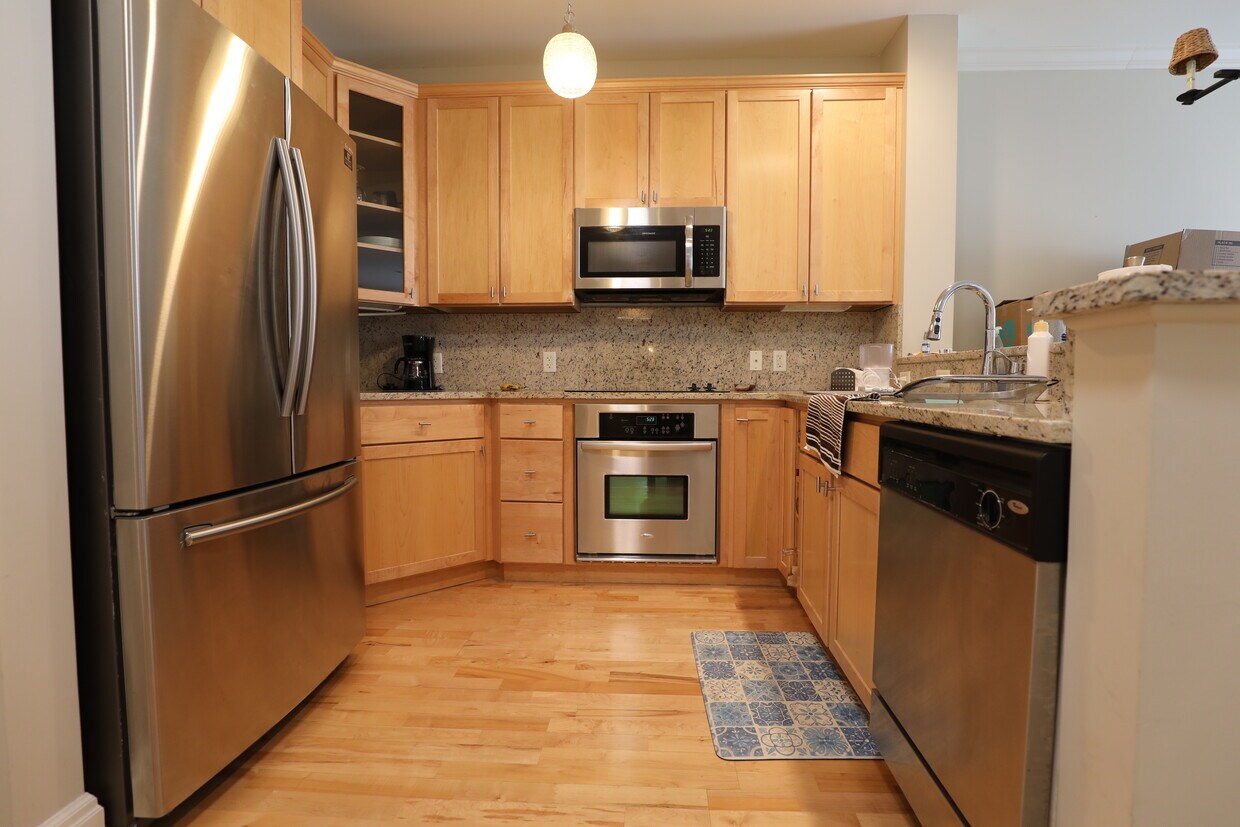 Primary Photo - 59 Walpole St