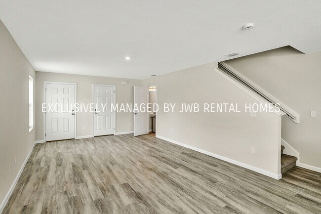 Building Photo - 4425 Melissa Ct W