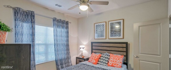 Foto del edificio - 5401 Park Springs Blvd