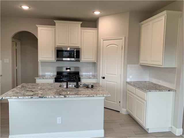 Foto del edificio - 7803 Cottonwood Dr