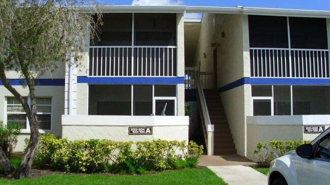 Foto del edificio - 1500 SE Royal Green Cir