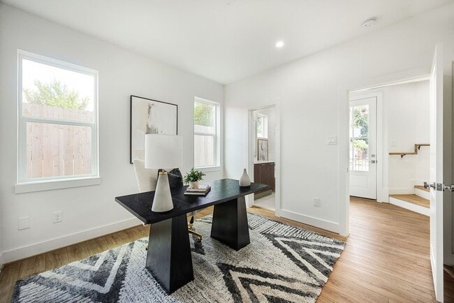 Foto del edificio - 1713 Mary St