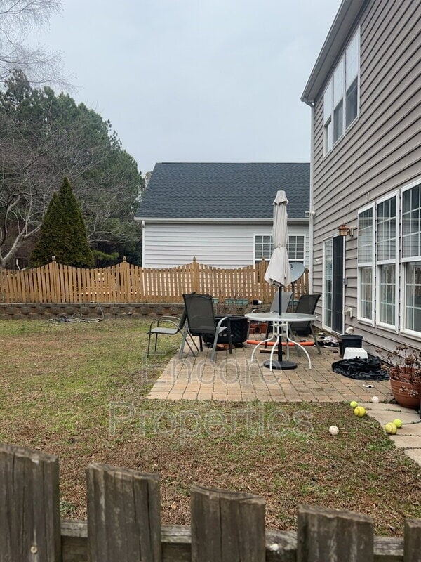 Building Photo - 8417 Whisper Ridge Pl