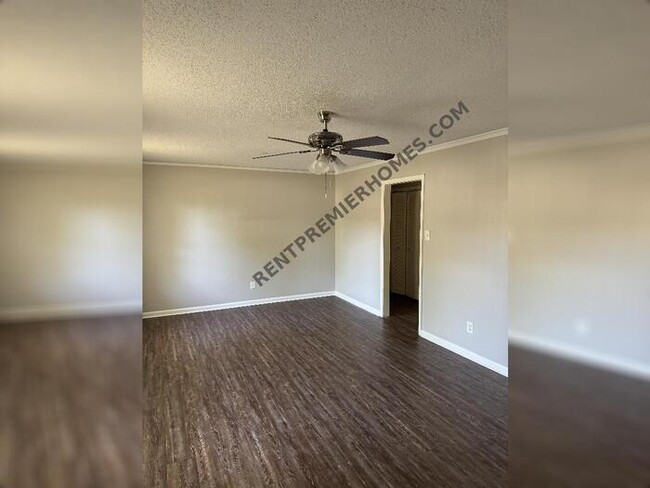 Building Photo - 16 McGovern Dr. Little Rock, AR 72205