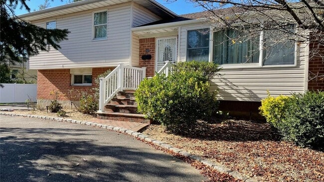 Building Photo - 139 Cold Spring Rd