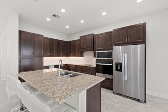 Building Photo - 13548 Spruce Pne Dr