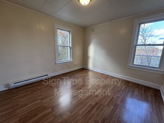 Foto del edificio - 666 N Prospect St