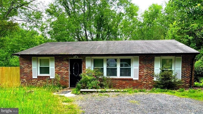 Foto del edificio - 6740 Solomons Island Rd N