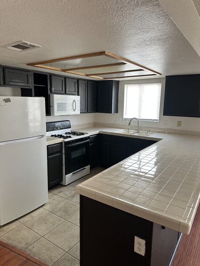 Building Photo - 9521 Sunken Reef Cir