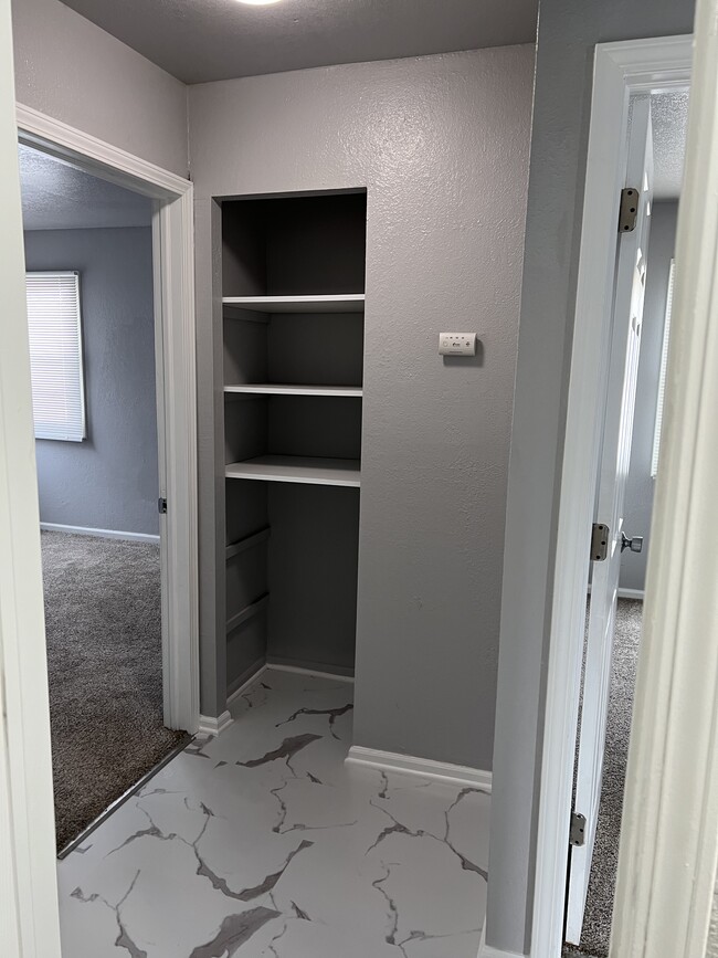 Hallway - 4560 W Mill Rd