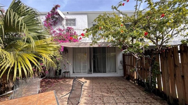 Photo - 2 bedroom in Hallandale FL 33009 Townhome