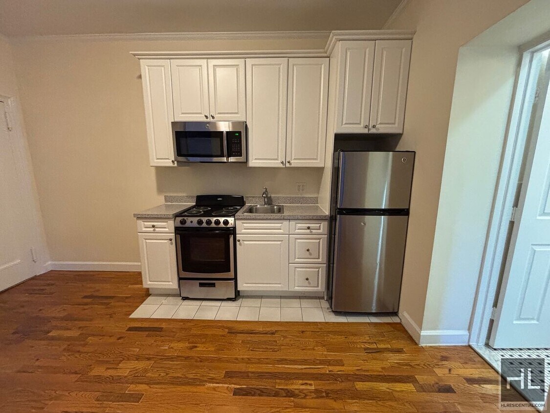 Foto del edificio - WEST 72 STREET