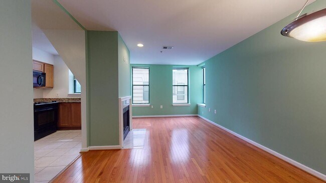 Foto del edificio - 2627 Adams Mill Rd NW