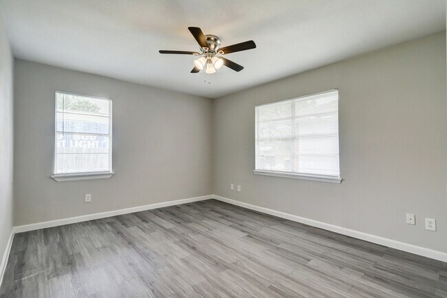 Foto del edificio - Fully Revovated 2 bedroom