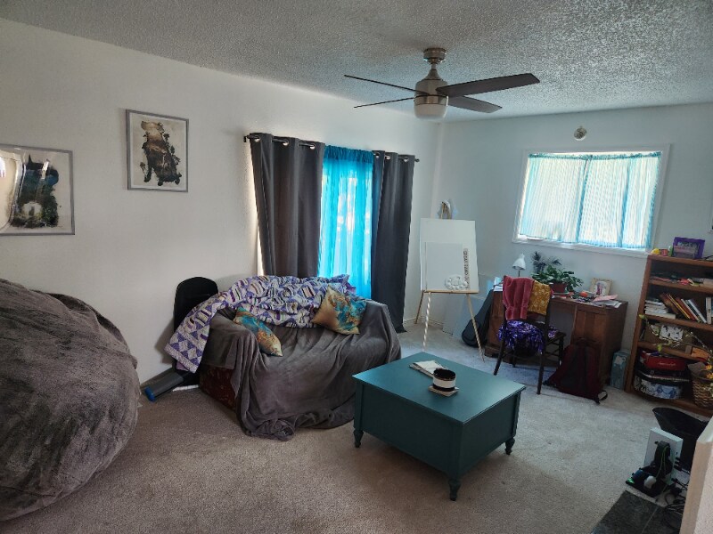 Primary Photo - 1040 SW 22nd St