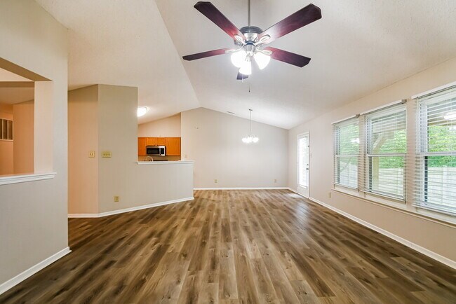 Building Photo - 8835 Youngs Creek Ln