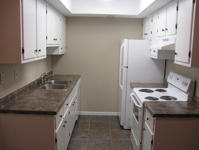 Building Photo - 411 Woodside Trail