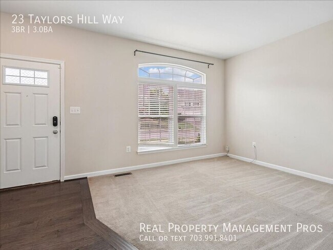 Building Photo - 23 Taylors Hl Wy