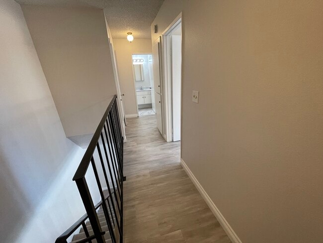 Building Photo - 13755 Caminito Vizzini