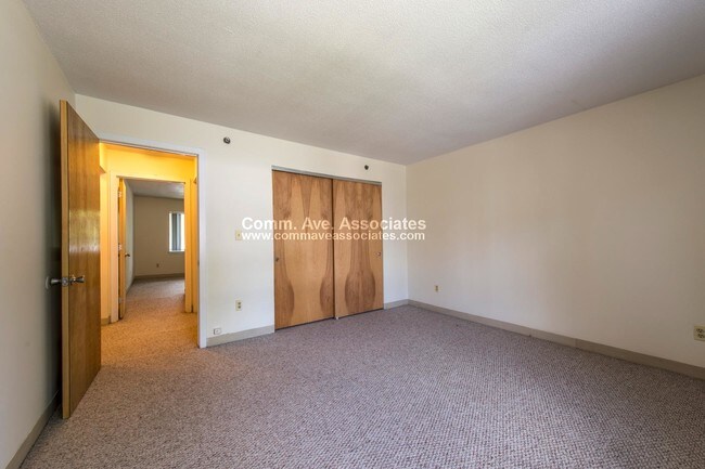 Foto del edificio - 154 N Beacon St