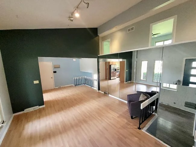 Building Photo - Beautiful 4 bedroom 2.5 bath home for rent in Gahanna School District