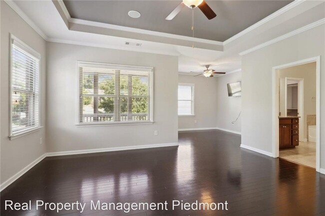 Building Photo - 3 br, 3.5 bath House - 106 Wellington Trace