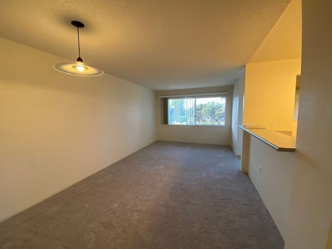 Building Photo - 127TAB