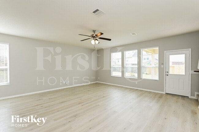 Foto del edificio - 14902 Holland Grove Ct