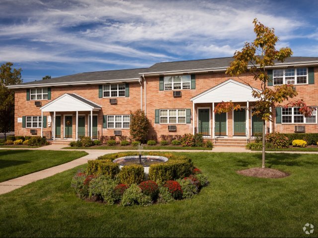 Dorchester Manor Apartments