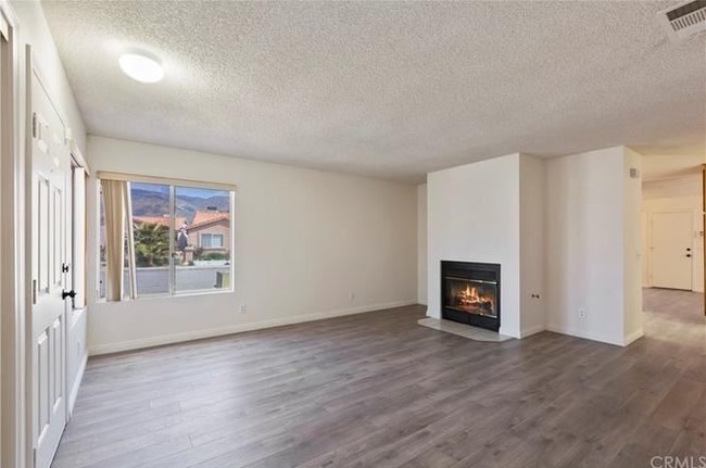 Building Photo - 3 br, 2.5 bath House - 457 CAMINO CORTO