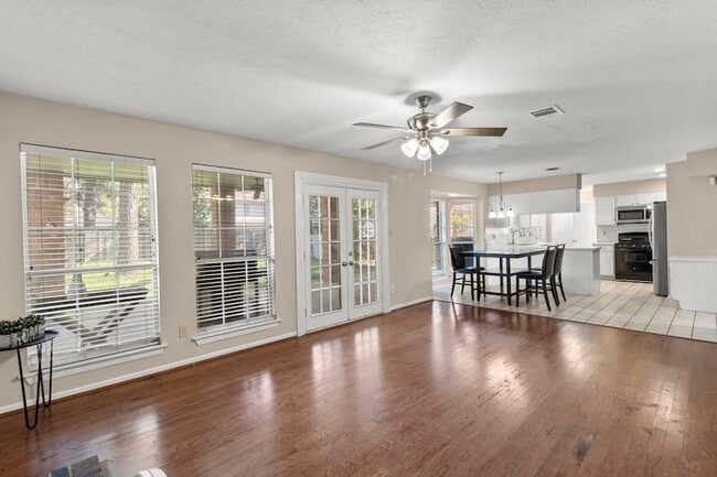 Building Photo - 16906 Poplar Hill St
