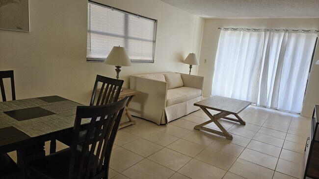 Building Photo - 7209 Cloister Dr