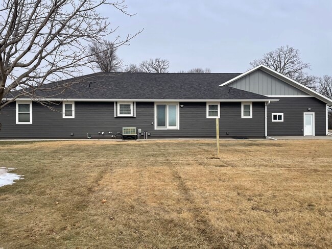 Building Photo - 24545 360th St