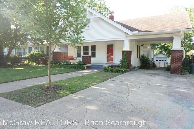 Building Photo - 2 br, 2 bath House - 1332 E 20th St