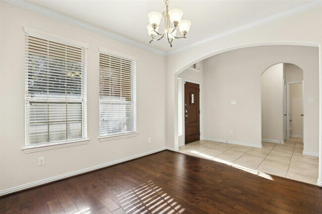 Building Photo - 3132 Honey Peach Way