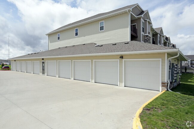 Garajes - Providence Pointe
