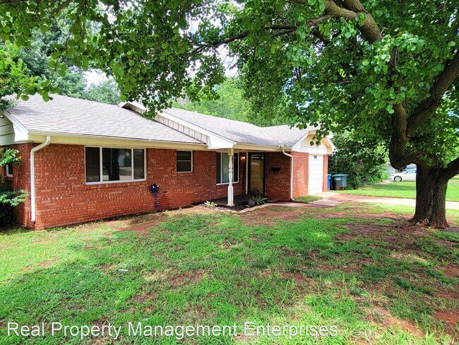 Building Photo - 3 br, 2 bath House - 1817 Hardy Dr